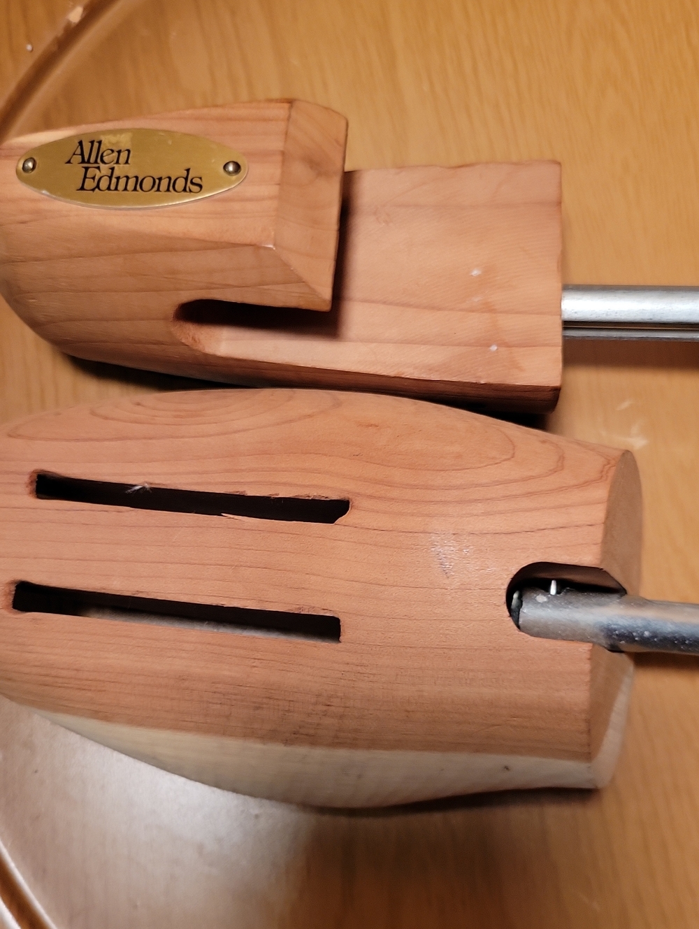 Allen Edmonds Natural Cedar Shoe Trees - Light Brown Medium - Picture 3 of 5